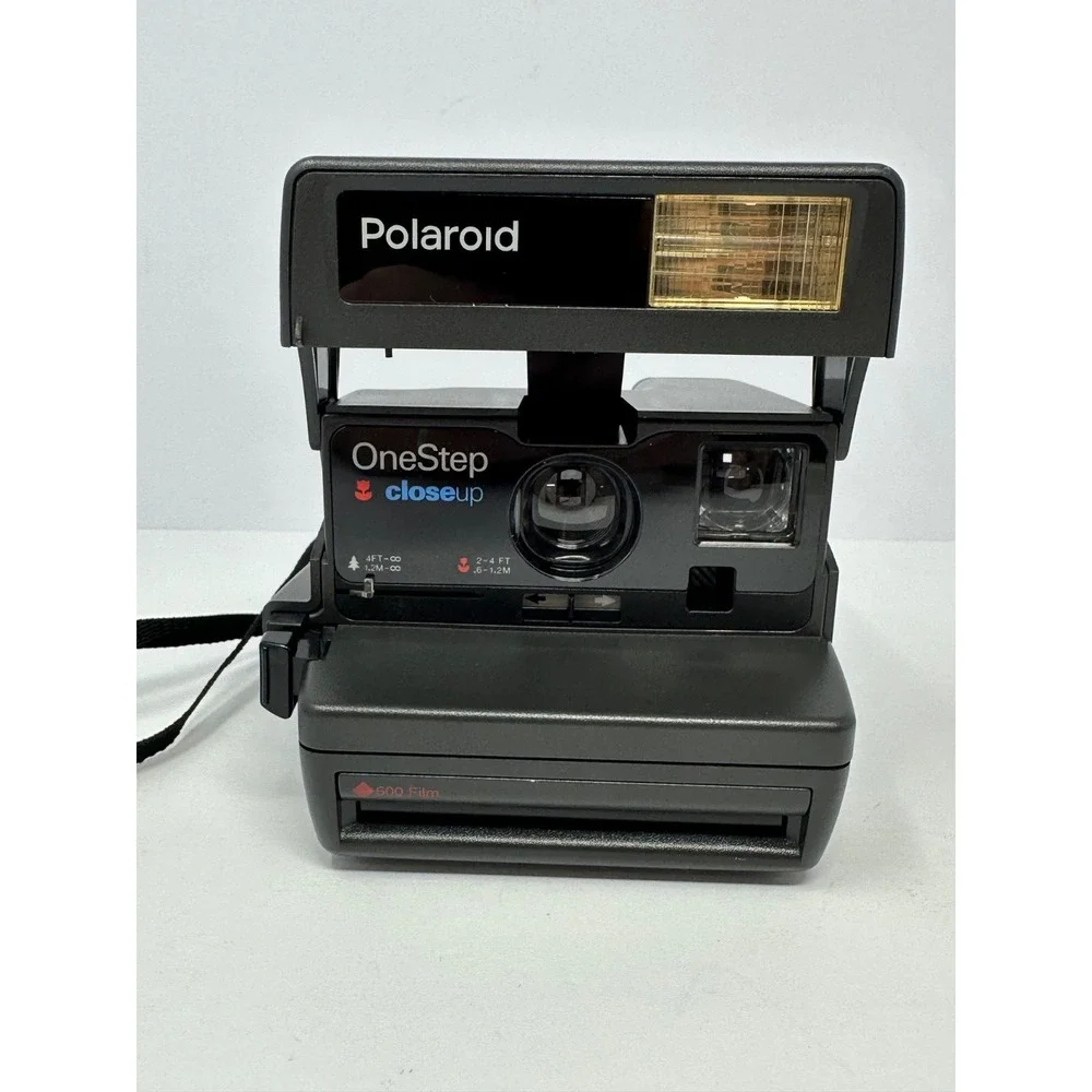 Vintage Polaroid OneStep CloseUp Instant Film Camera Black 600 Series Flash Case